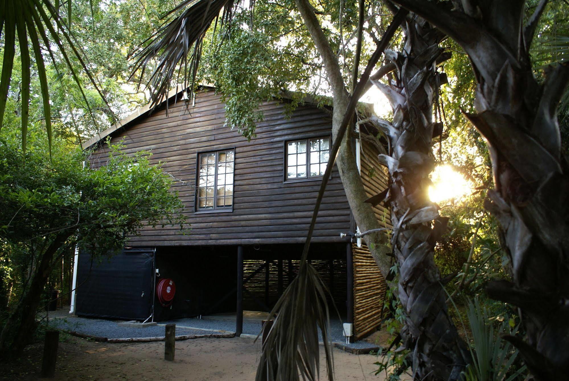 Isinkwe Backpackers Bushcamp Hotel Hluhluwe Exterior foto